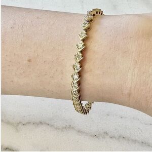 Roman tennis bracelet